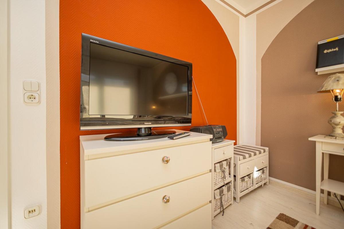 Studio 2 Im Eg Haus Stranddistel, Geschmackvoll Eingerichtete Ferienwohnung Fur 2 Personen In زنغست المظهر الخارجي الصورة